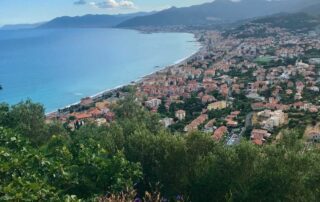 Liguria vista panoramica del mare e dell'entroterra ligure